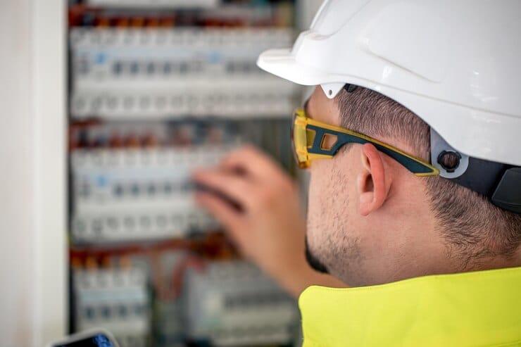 Quadro de distribuição elétrica residencial: tudo o que você precisa saber para uma instalação segura