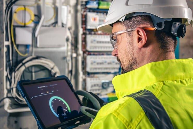 Guia Completo para Instalação Industrial Elétrica Eficiente
