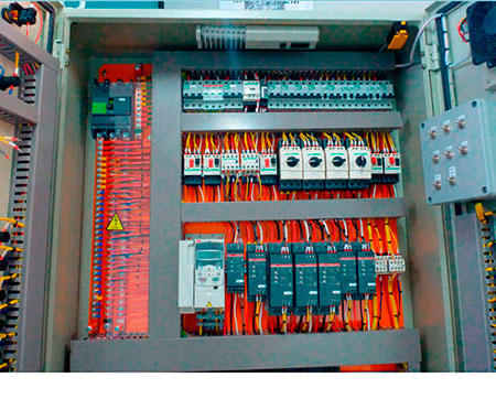 Painel elétrico com clp